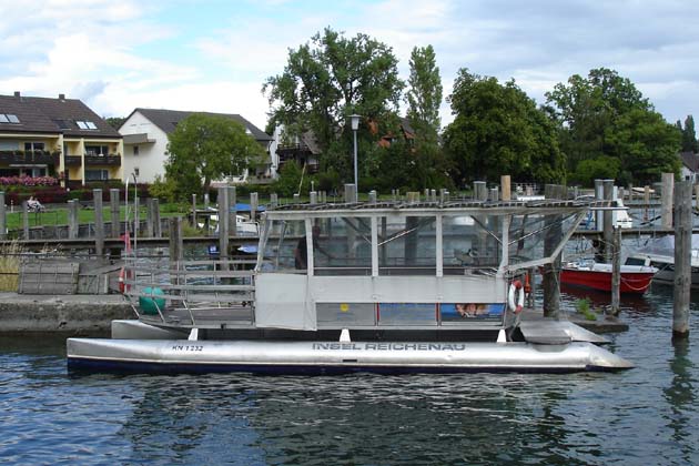 Solarfähre, Reichenau - 2011-08-15 Solarfähre, Reichenau - 2011-08-15