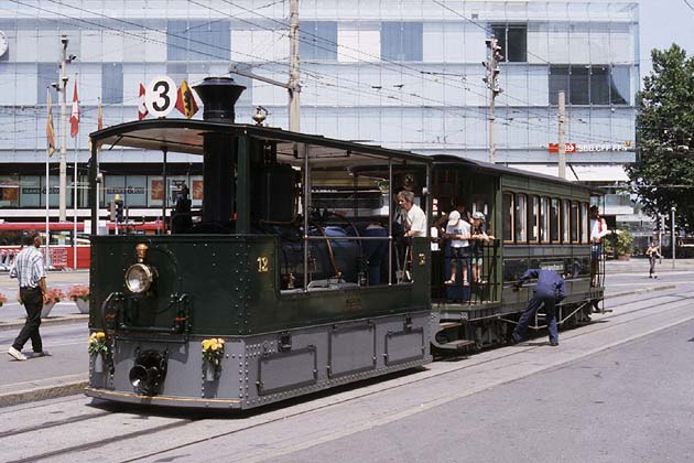 BERNMOBIL historique, Hauptbahnhof - 2003-06-29 BERNMOBIL historique, Hauptbahnhof - 2003-06-29